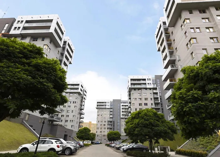 Beachside & Park View By Elite *